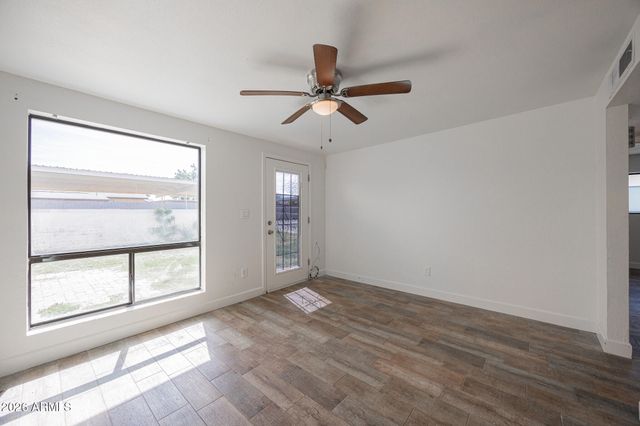 1229 W SOUTHERN Avenue B, Tempe, AZ 85282