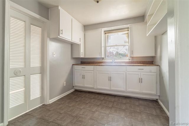 13878 Eastburn Street, Detroit, MI 48205