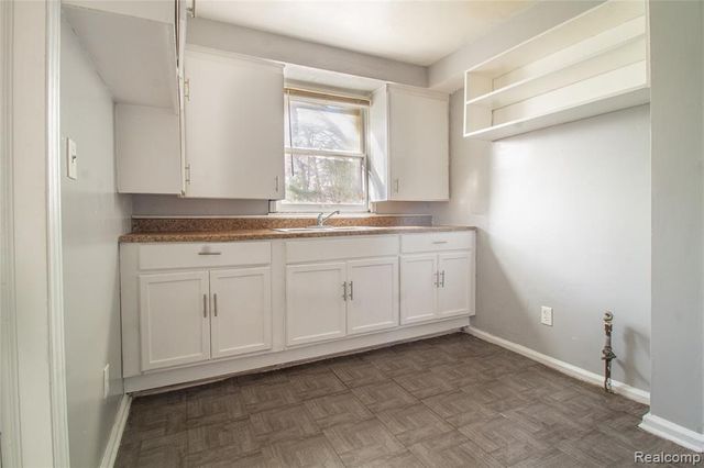 13878 Eastburn Street, Detroit, MI 48205