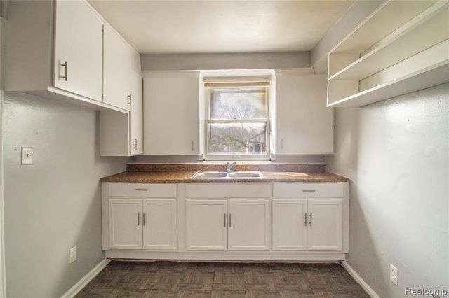 13878 Eastburn Street, Detroit, MI 48205