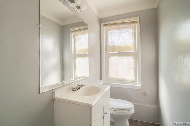 13878 Eastburn Street, Detroit, MI 48205