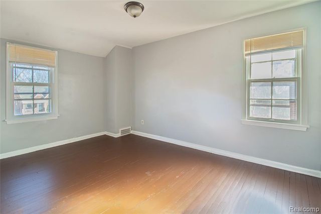 13878 Eastburn Street, Detroit, MI 48205