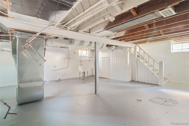 13878 Eastburn Street, Detroit, MI 48205