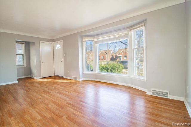 13878 Eastburn Street, Detroit, MI 48205