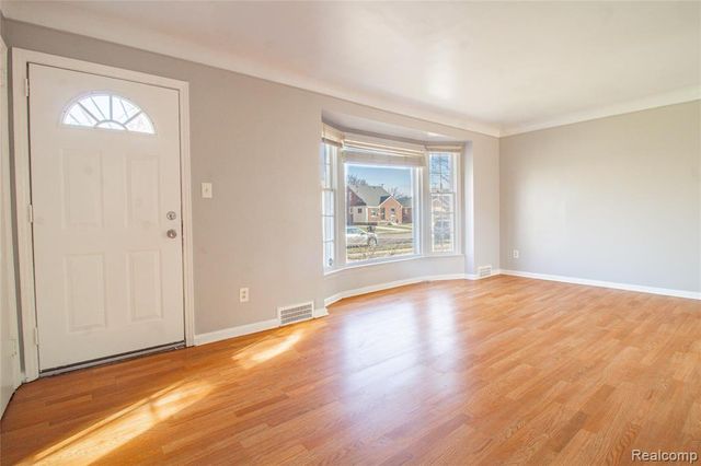 13878 Eastburn Street, Detroit, MI 48205