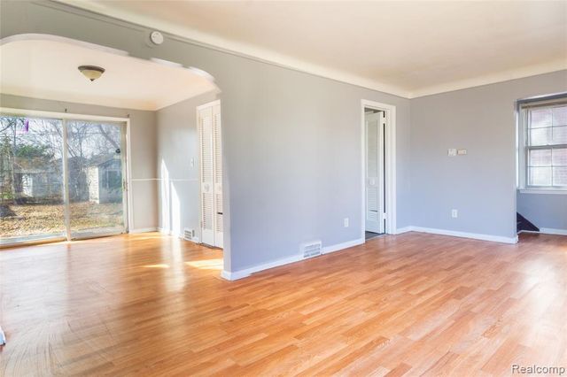 13878 Eastburn Street, Detroit, MI 48205