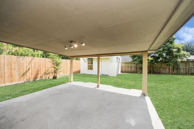 11523 Plumbrook Drive, Houston, TX 77099