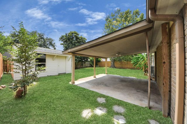 11523 Plumbrook Drive, Houston, TX 77099