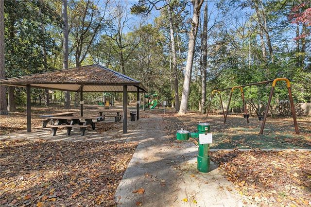 1983 Westminster NE Way, Atlanta, GA 30307