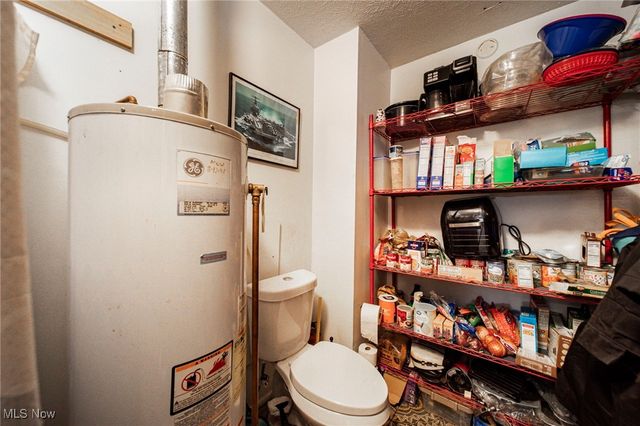 88 Leslie Street, Geneva, OH 44041