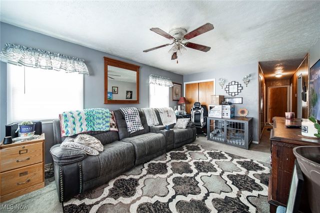 88 Leslie Street, Geneva, OH 44041