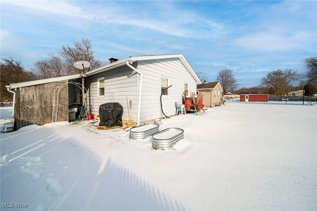 88 Leslie Street, Geneva, OH 44041