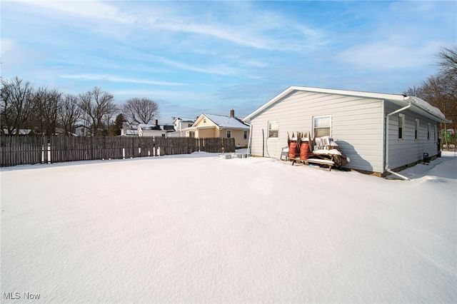 88 Leslie Street, Geneva, OH 44041