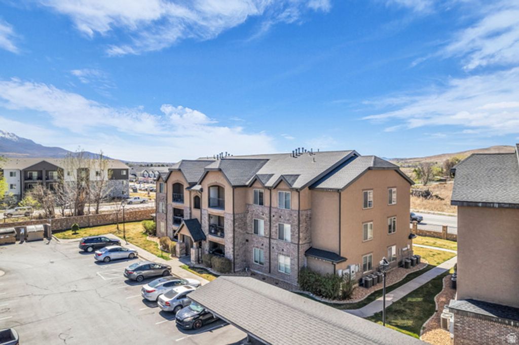 Image 21 of property listing at 1045 S 1700 W #232, Payson, UT 84651