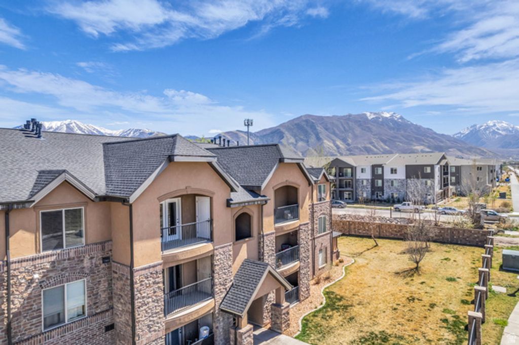 Image 24 of property listing at 1045 S 1700 W #232, Payson, UT 84651