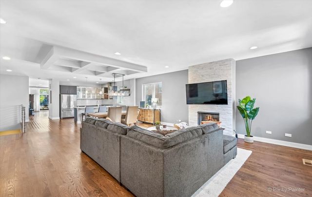 1732 N California Avenue 1, Chicago, IL 60647