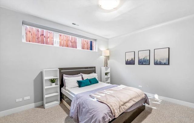 1732 N California Avenue 1, Chicago, IL 60647