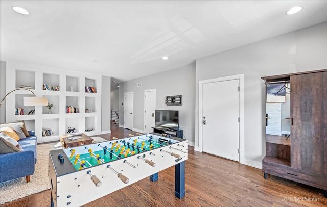 1732 N California Avenue 1, Chicago, IL 60647