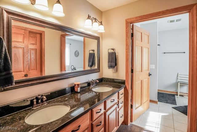 5700 Glena Street, Louisville, OH 44641