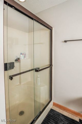 5700 Glena Street, Louisville, OH 44641