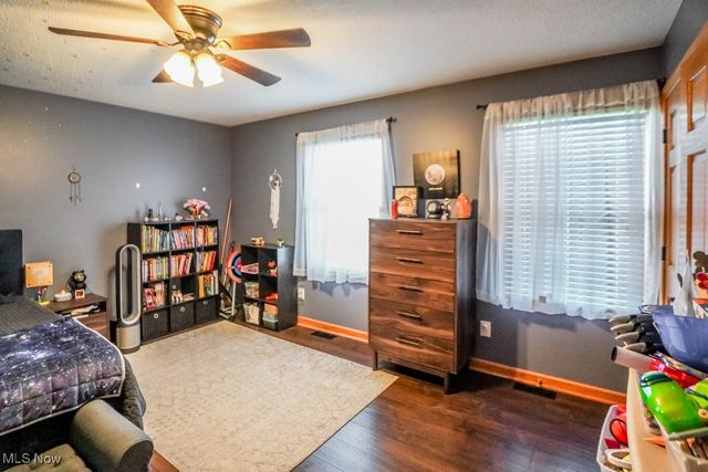 5700 Glena Street, Louisville, OH 44641