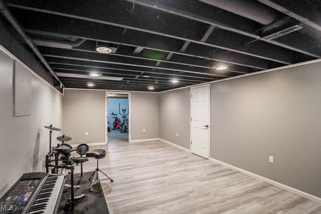 5700 Glena Street, Louisville, OH 44641