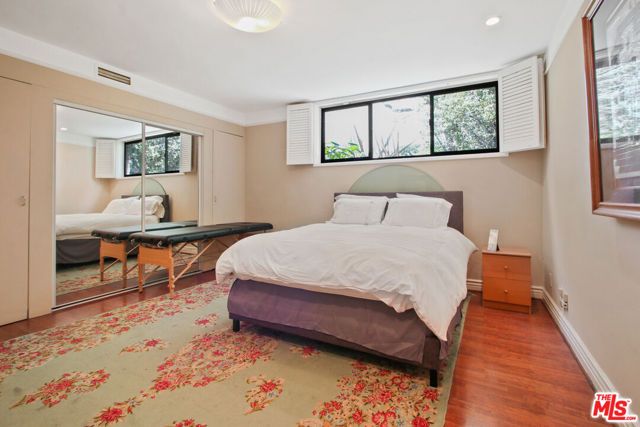 9303 Burton Way A, Beverly Hills, CA 90210