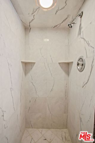 9303 Burton Way A, Beverly Hills, CA 90210