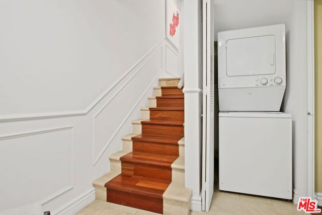 9303 Burton Way A, Beverly Hills, CA 90210