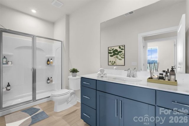 4200 Vista Pine Drive, Charlotte, NC 28215