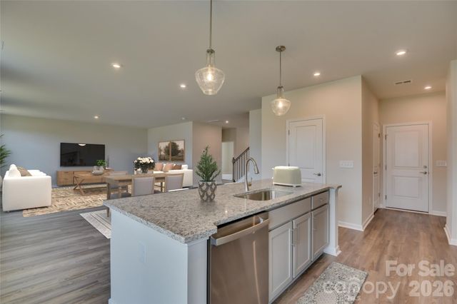 4200 Vista Pine Drive, Charlotte, NC 28215