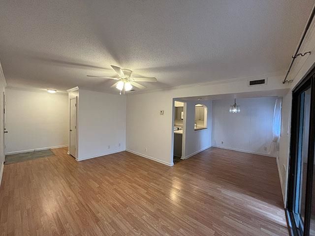 10301 N Kings Hwy Apt 21-6, Myrtle Beach, SC 29572