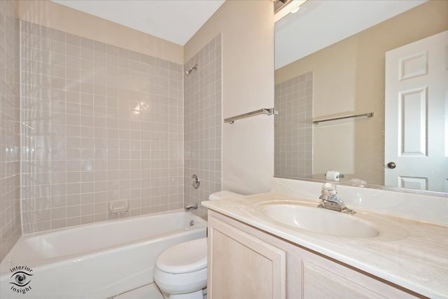 8641 Pearson Drive, Darien, IL 60561