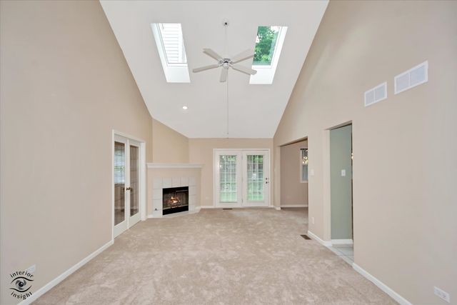 8641 Pearson Drive, Darien, IL 60561