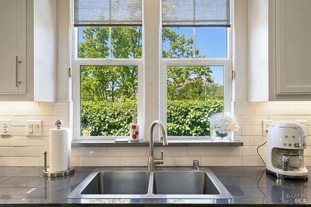 8424 Bennington Ct, Vallejo, CA 94591