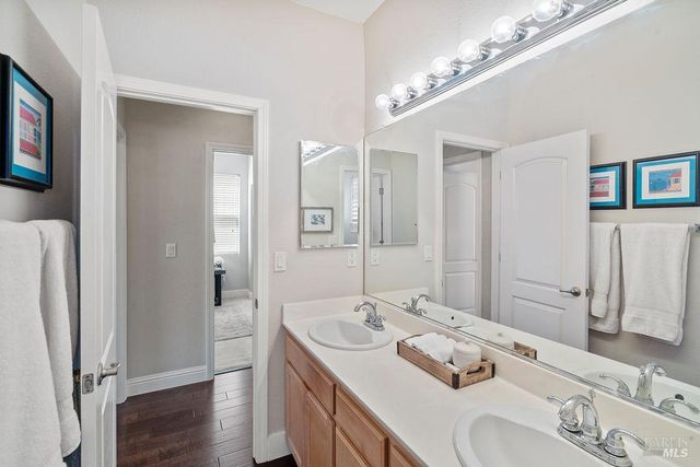 8424 Bennington Ct, Vallejo, CA 94591