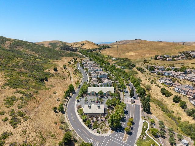 8424 Bennington Ct, Vallejo, CA 94591