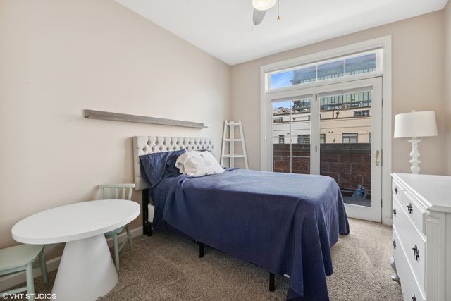 362 W Huron Street B, Chicago, IL 60654