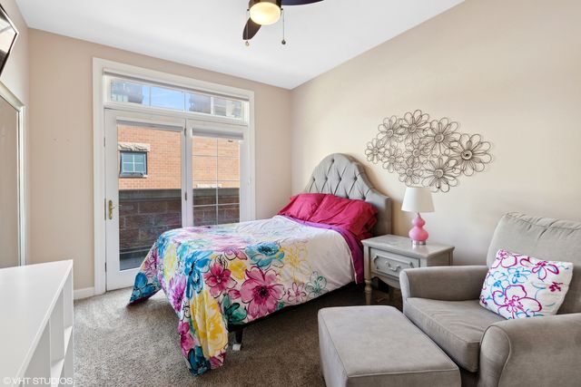 362 W Huron Street B, Chicago, IL 60654