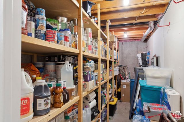 2876 N 1300 E, North Ogden, UT 84414