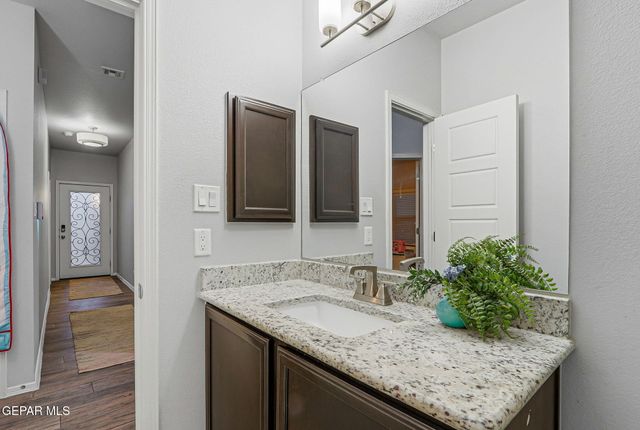 238 McDowell Street, El Paso, TX 79932