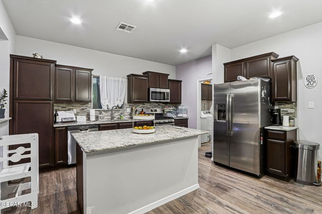 238 McDowell Street, El Paso, TX 79932