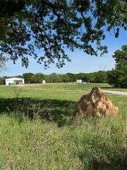 2618 County Road 1370, Alvord, TX 76225