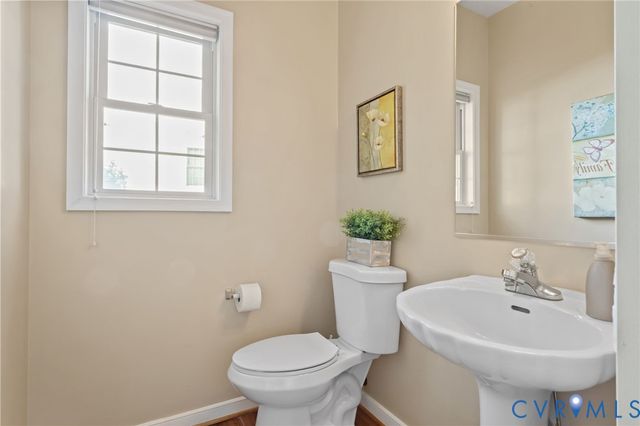 12409 Avon Lake Cir, Midlothian, VA 23114