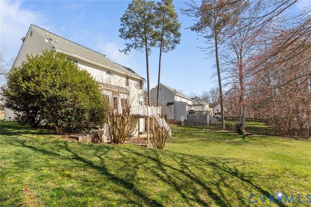 12409 Avon Lake Cir, Midlothian, VA 23114