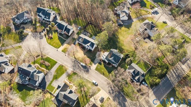 12409 Avon Lake Cir, Midlothian, VA 23114