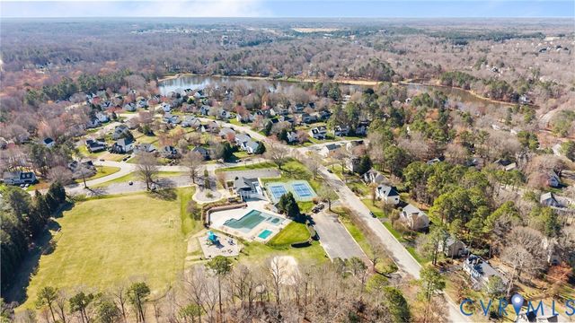 12409 Avon Lake Cir, Midlothian, VA 23114