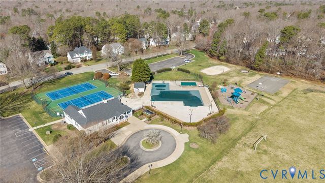 12409 Avon Lake Cir, Midlothian, VA 23114