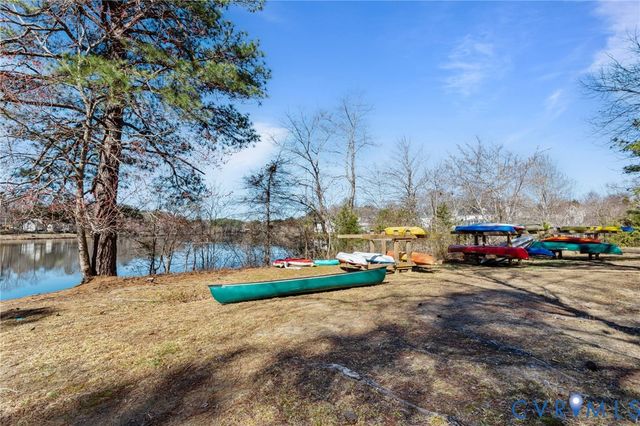 12409 Avon Lake Cir, Midlothian, VA 23114