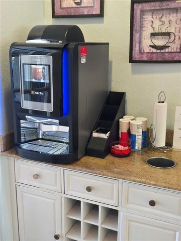 912 NEW PROVIDENCE 912, Davenport, FL 33897